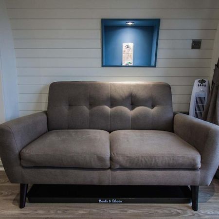 Отель High Oaks Grange - Glamping Пикеринг Номер фото