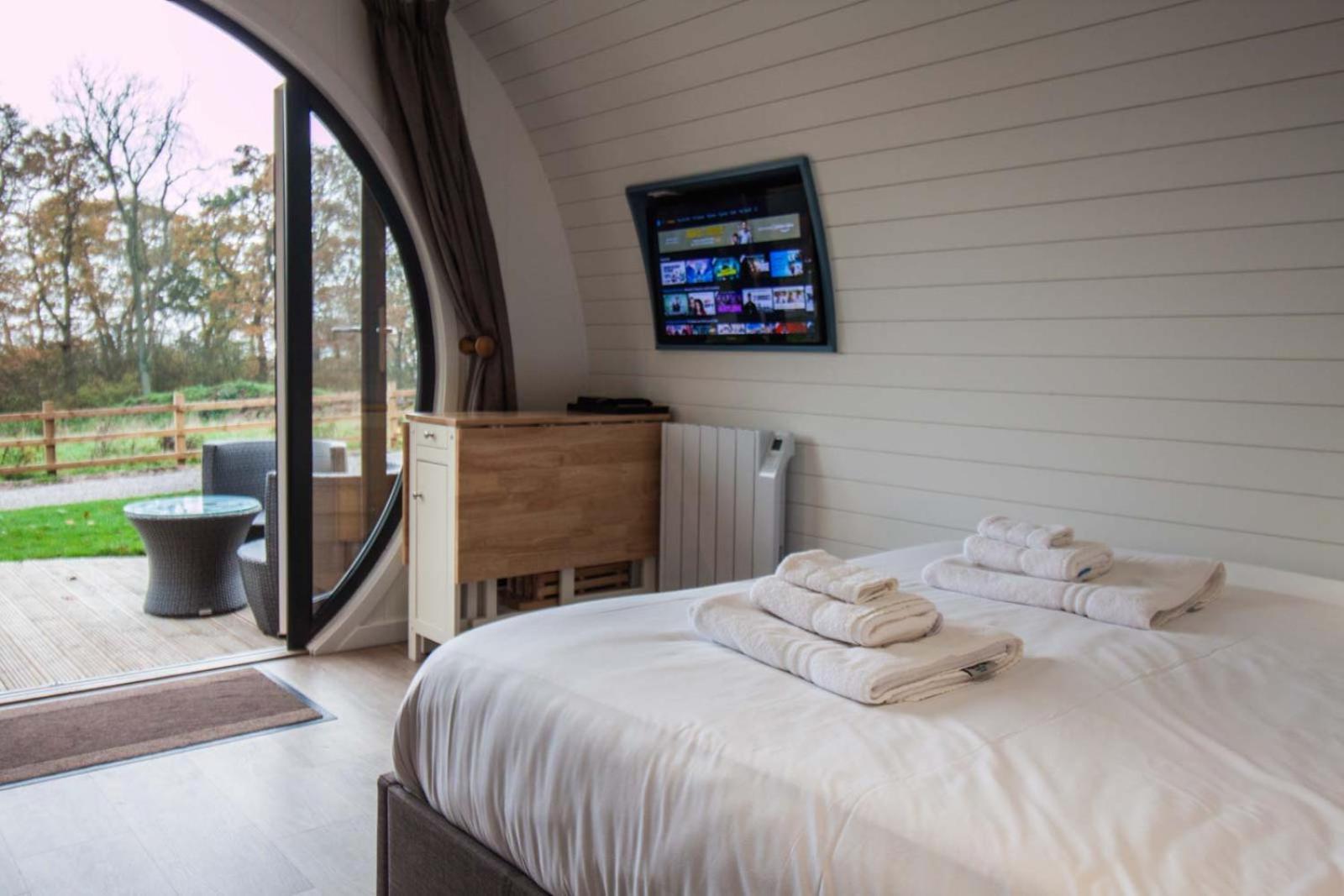 Отель High Oaks Grange - Glamping Пикеринг Номер фото