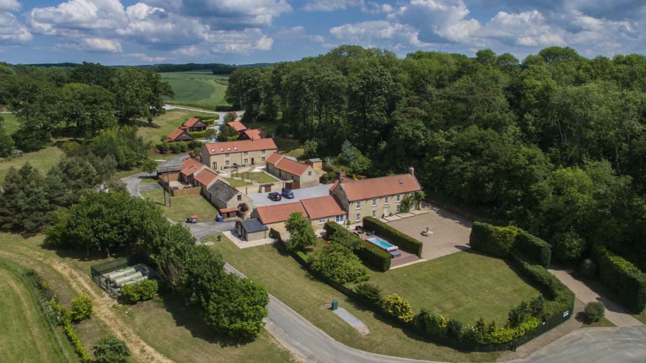 Отель High Oaks Grange - Glamping Пикеринг Экстерьер фото